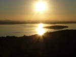 il sole tramonta sul Lago trasimeno