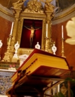 Il Santuario all'interno